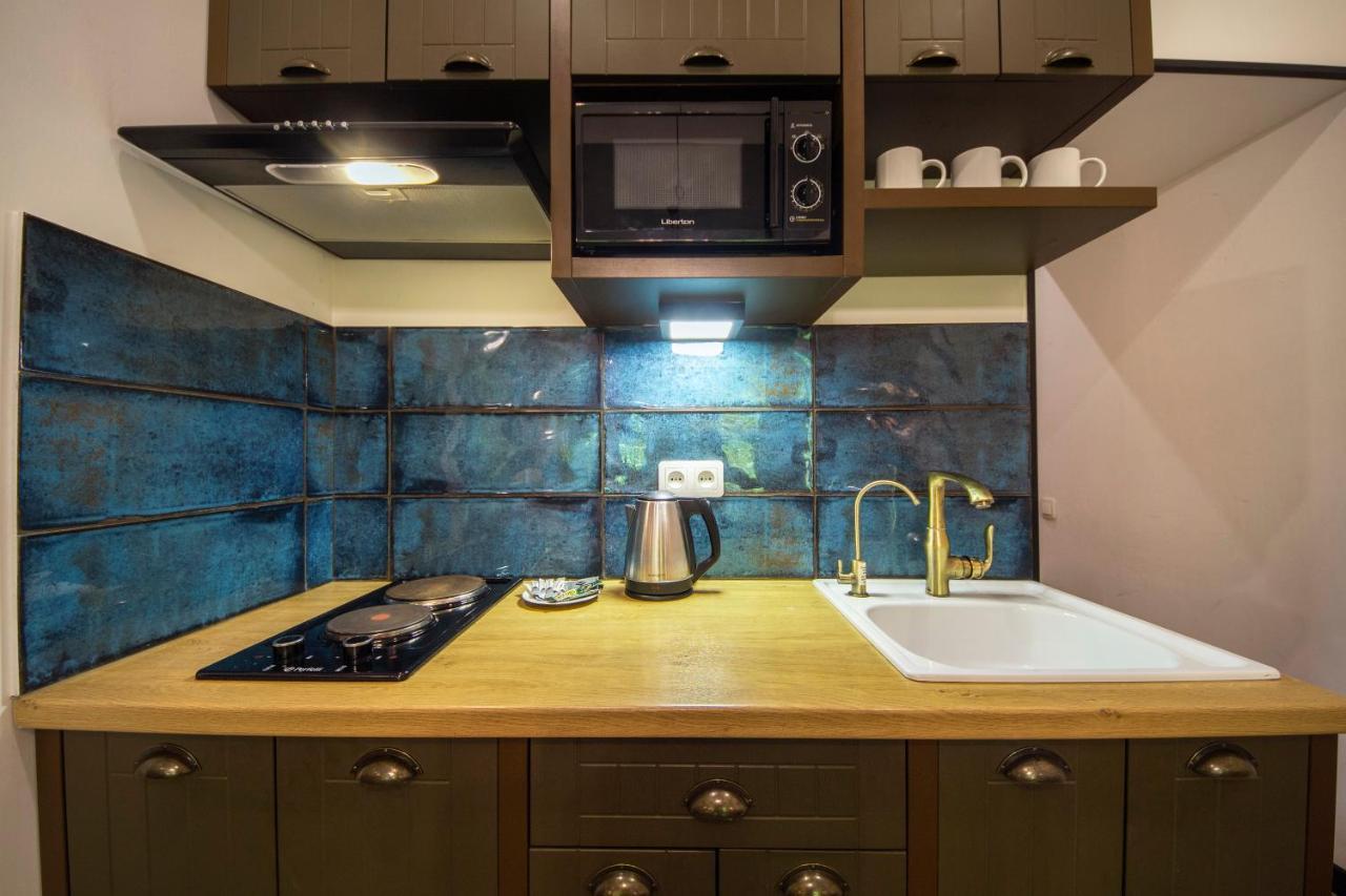 Self Check-In Apartments Near Landscape Alley เคียฟ ภายนอก รูปภาพ