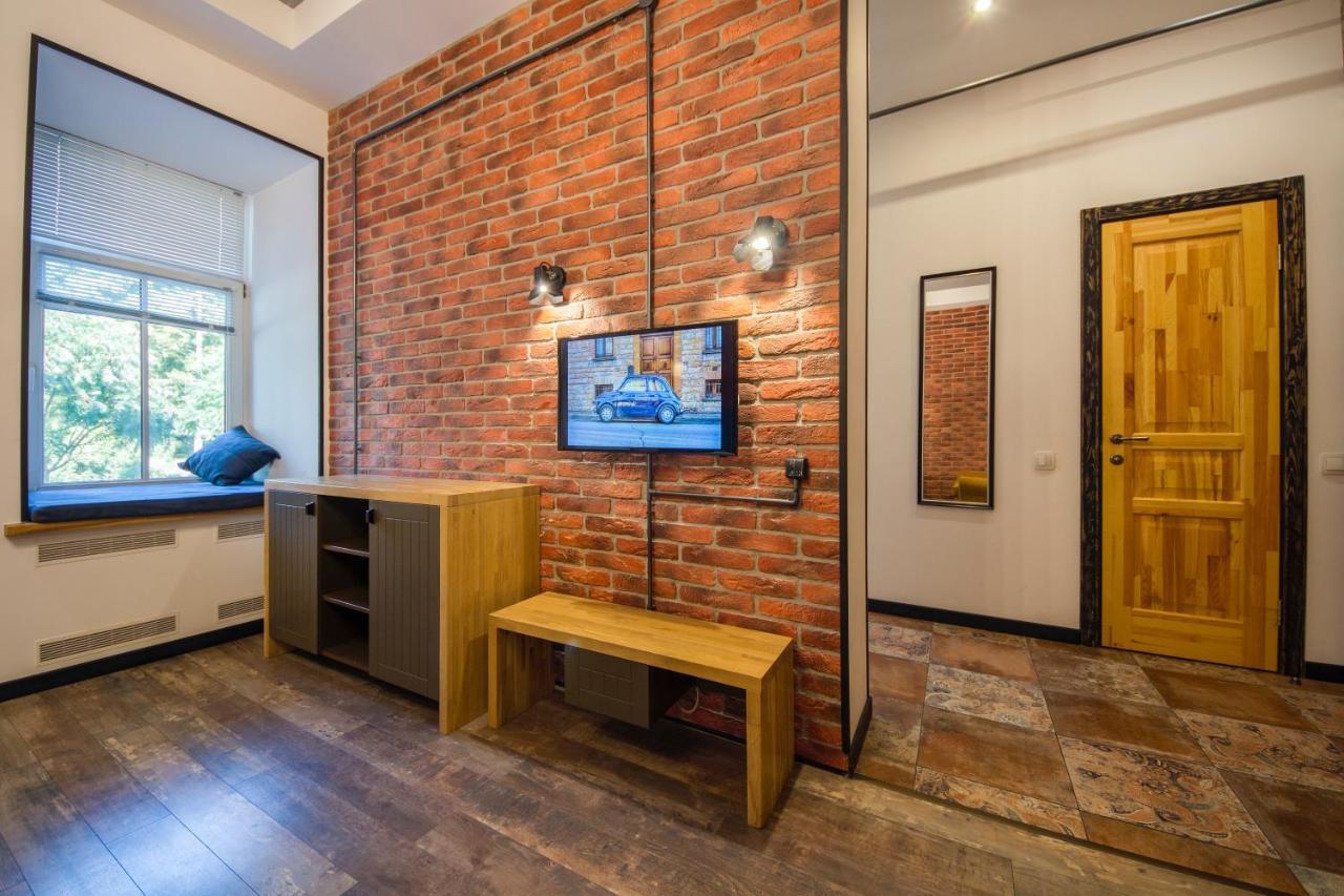 Self Check-In Apartments Near Landscape Alley เคียฟ ภายนอก รูปภาพ
